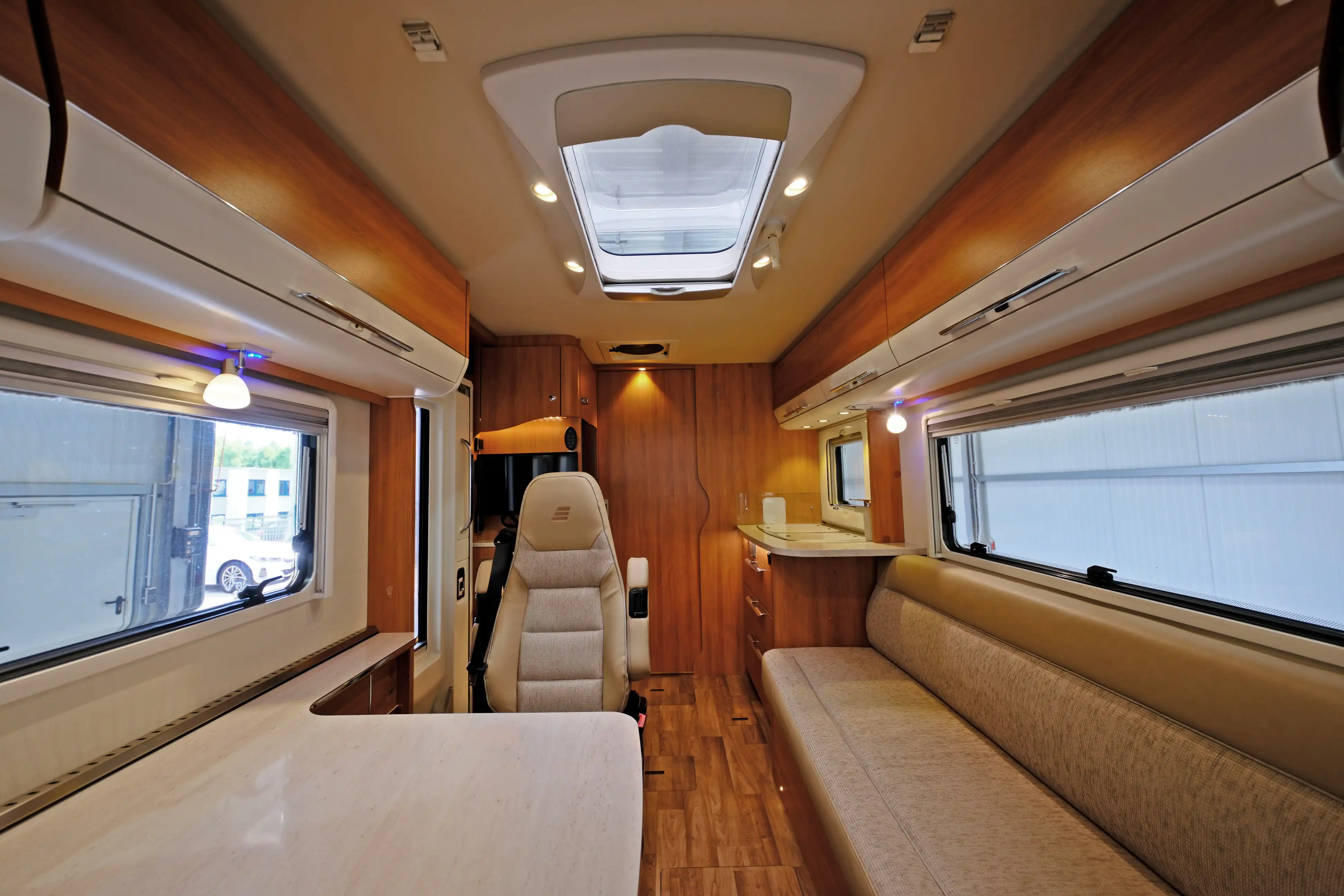HYMER-ERIBA B 584 DL